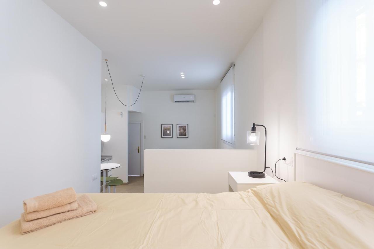 Teatro Suites Malaga Urban Flat Exteriör bild